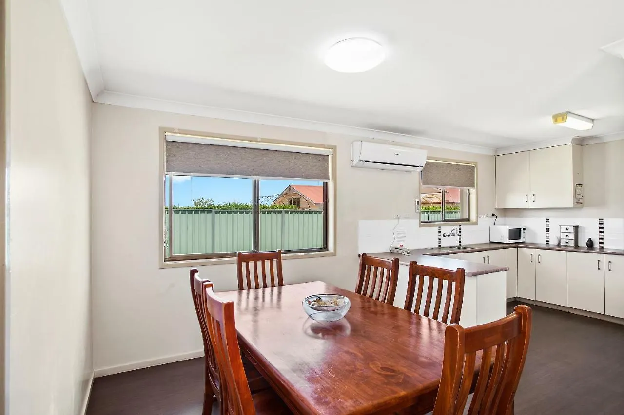 Clifford Gardens Motor Inn Toowoomba 3*,  Australia